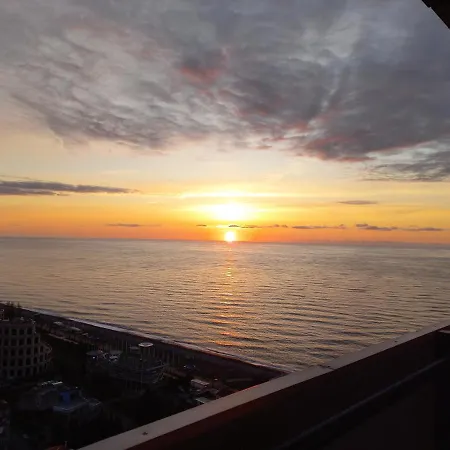 Orbi City Apartments On The Beach Батумі Екстер'єр фото