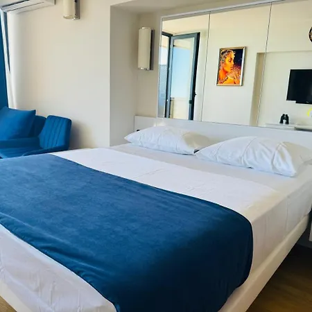 Orbi City Apartments On The Beach Батумі Екстер'єр фото